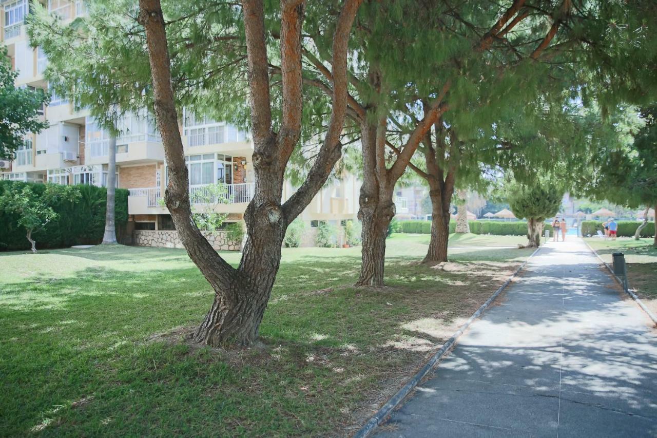 דירות Apartamento Benalmadena Agata מראה חיצוני תמונה
