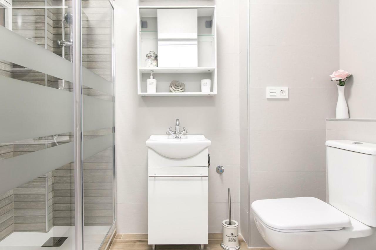 דירות Apartamento Benalmadena Agata מראה חיצוני תמונה