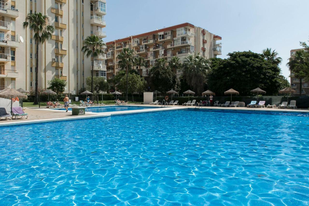 דירות Apartamento Benalmadena Agata מראה חיצוני תמונה